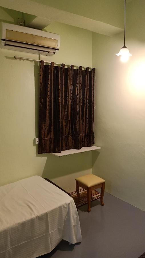 Snoopy Homestay Two Bedroom Batu Pahat Εξωτερικό φωτογραφία